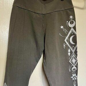 Soulflower - Organic Cotton Cropped Legging with Moon Design